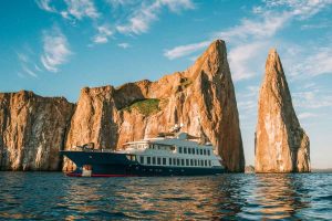 yacht size for a luxury Galapagos cruise