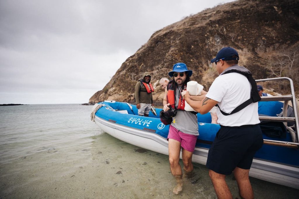cerro brujo beach san cristobal